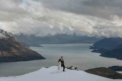 Te Wāhi Toi - Wild In White | Queenstown & Wānaka Wedding Videography