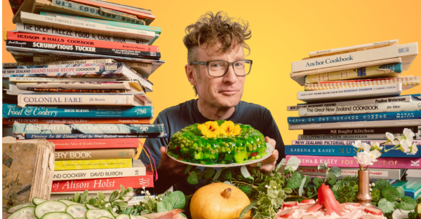 Te Wāhi Toi - Te Radar’s Cookbookery – Live in Queenstown – Wānaka Festival of Colour