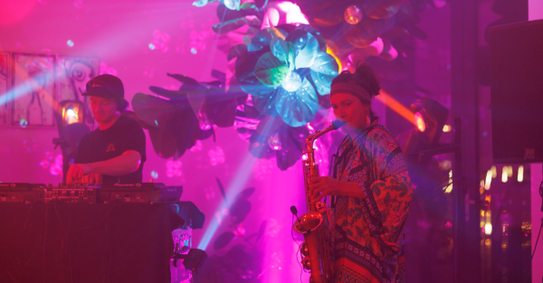 Te Wāhi Toi - MOUNTAIN CLUB X LUMA EXPERIENCE: Keeping the light alive